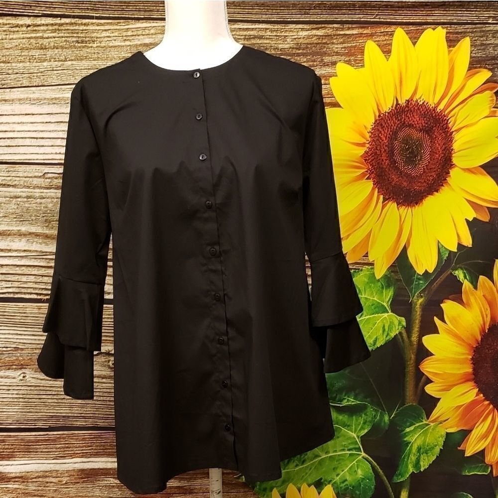 Isabella Oliver Maternity caviar black blouse NWT